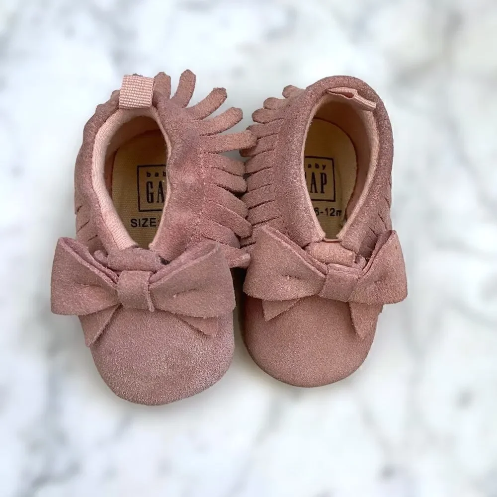 Baby Gap Pink Suede Crib Shoes 6-12 Months